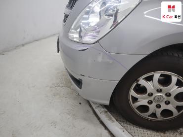 2012 - hyundai grand starex
