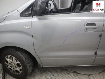 2012 - hyundai grand starex