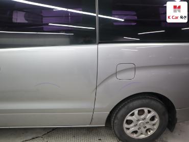 2012 - hyundai grand starex