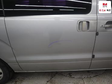 2012 - hyundai grand starex