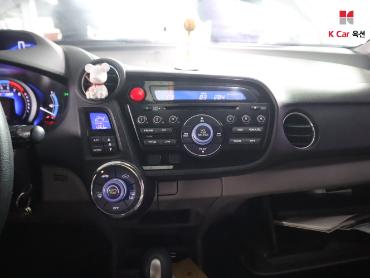 2011 - honda insight