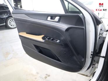 2021 - kia k5