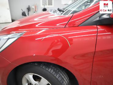 2012 - hyundai accent
