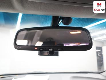 2012 - hyundai accent