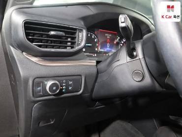 2021 - ford explorer