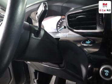 2021 - ford explorer