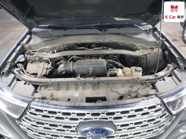 2021 - ford explorer