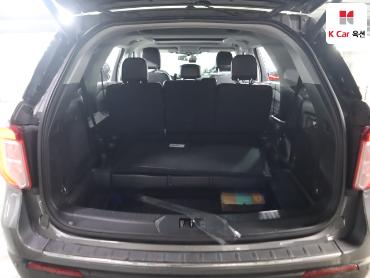 2021 - ford explorer