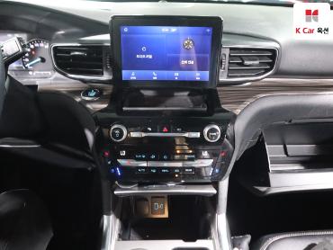 2021 - ford explorer