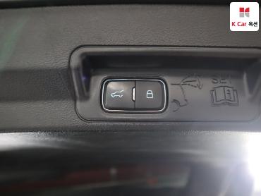 2021 - ford explorer