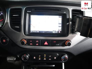 2018 - kia carens