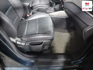 2018 - kia carens