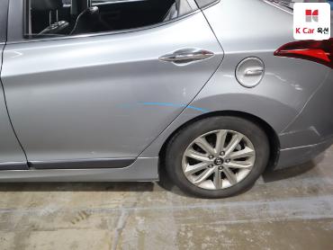 2015 - hyundai avante