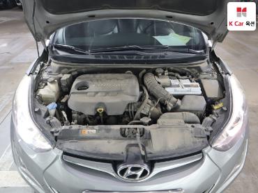 2015 - hyundai avante