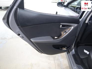2015 - hyundai avante