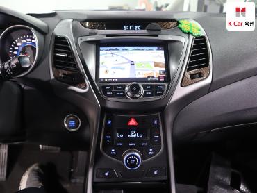 2015 - hyundai avante