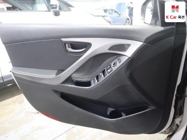 2016 - hyundai avante