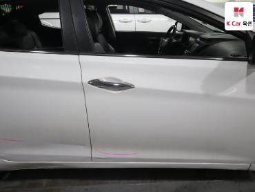 2016 - hyundai avante