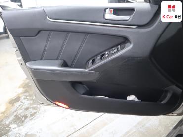2012 - kia k7