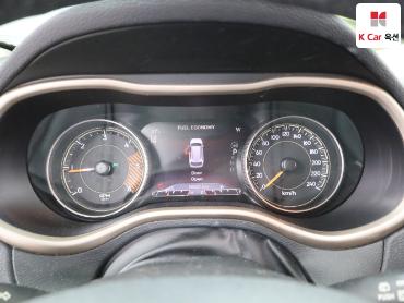2015 - jeep cherokee