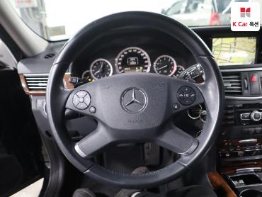 2012 - mercedes-benz e300