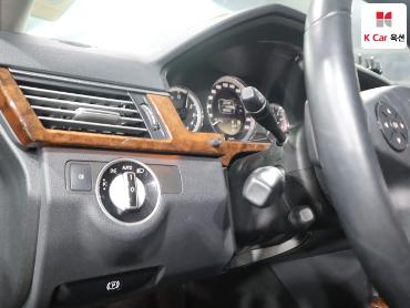 2012 - mercedes-benz e300