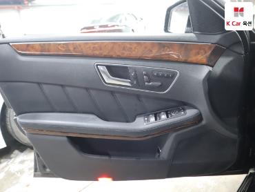 2012 - mercedes-benz e300