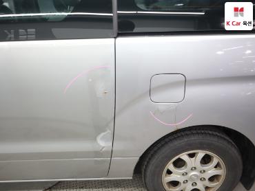 2012 - hyundai grand starex