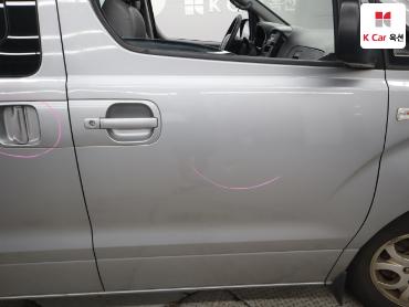 2012 - hyundai grand starex