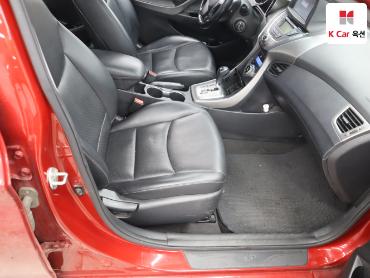 2013 - hyundai avante