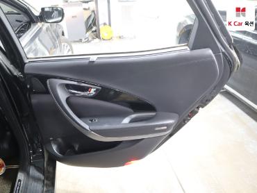 2011 - hyundai grandeur