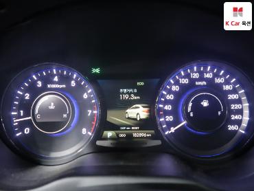 2011 - hyundai grandeur