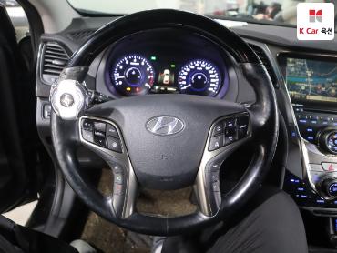 2011 - hyundai grandeur