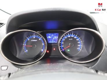 2012 - hyundai tucson