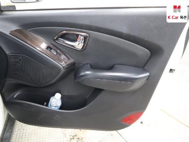 2012 - hyundai tucson