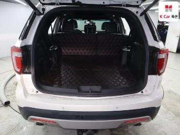 2017 - ford explorer