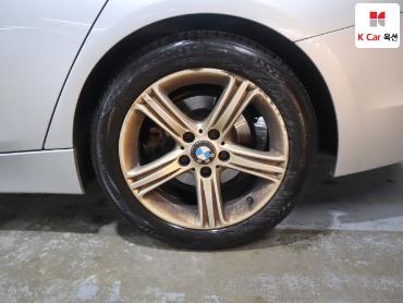 2013 - bmw 3 series