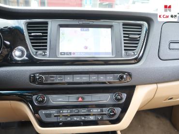 2019 - kia carnival