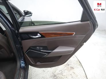 2017 - kia k7