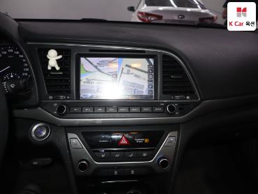 2017 - hyundai avante