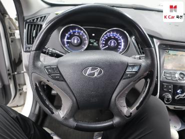 2010 - hyundai sonata