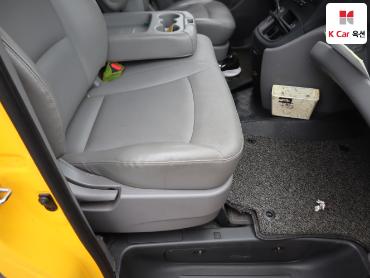 2019 - hyundai grand starex