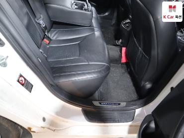 2016 - hyundai grandeur