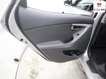 2014 - hyundai avante