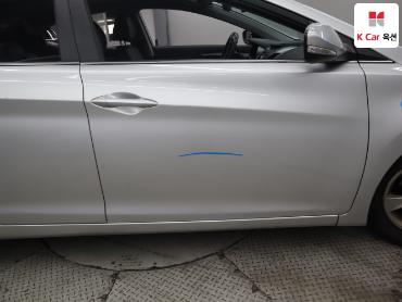 2014 - hyundai avante
