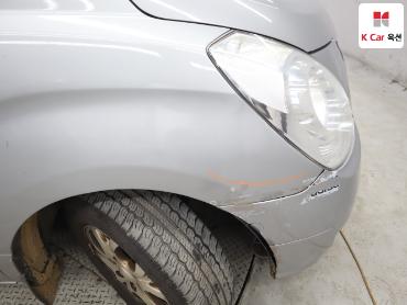 2011 - hyundai grand starex