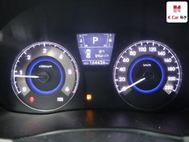 2011 - hyundai accent