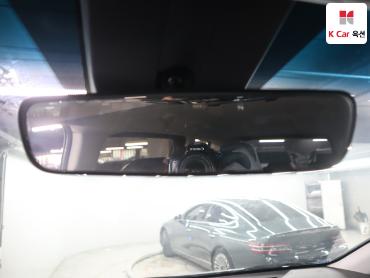 2022 - hyundai staria