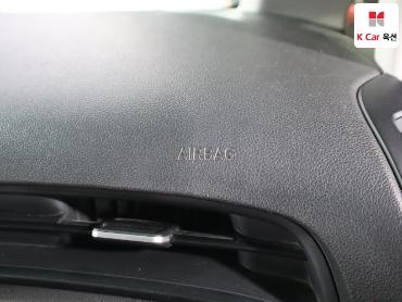 2022 - hyundai staria