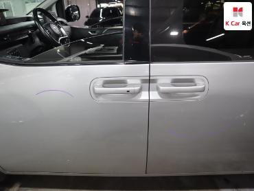 2022 - hyundai staria